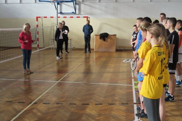 Chłopcy z I LO mistrzami powiatu w badmintonie!