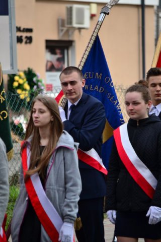 Nasi artyści podczas miejsko – powiatowych obchodów  1050. rocznicy Chrztu Polski