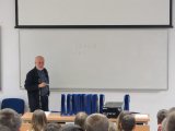 Co to jest – pobudza szare komórki, uczy, bawi i zaskakuje? Matematyka!