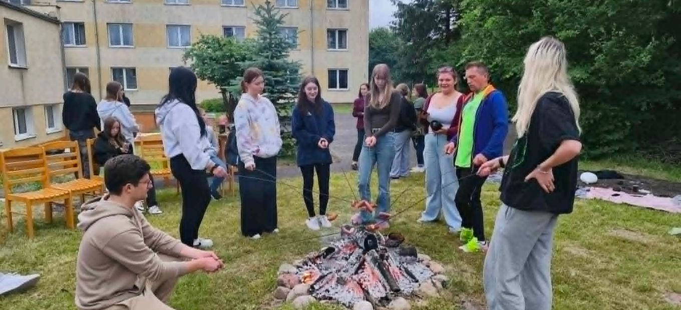 Ognisko z okazji Dnia Dziecka w Internacie